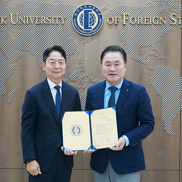 핸드볼부 동문회, 장학금 기부 서명식 개최 이미지